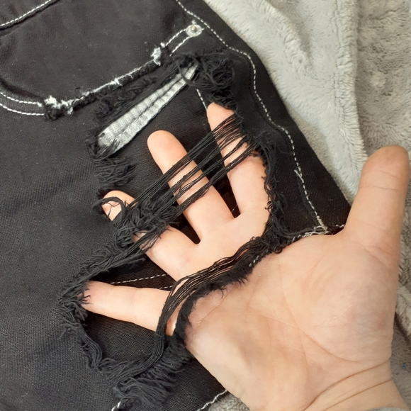 LF Carmar Black Distressed Hi Rise Jean Shorts 25 NWOT - Picture 5 of 5